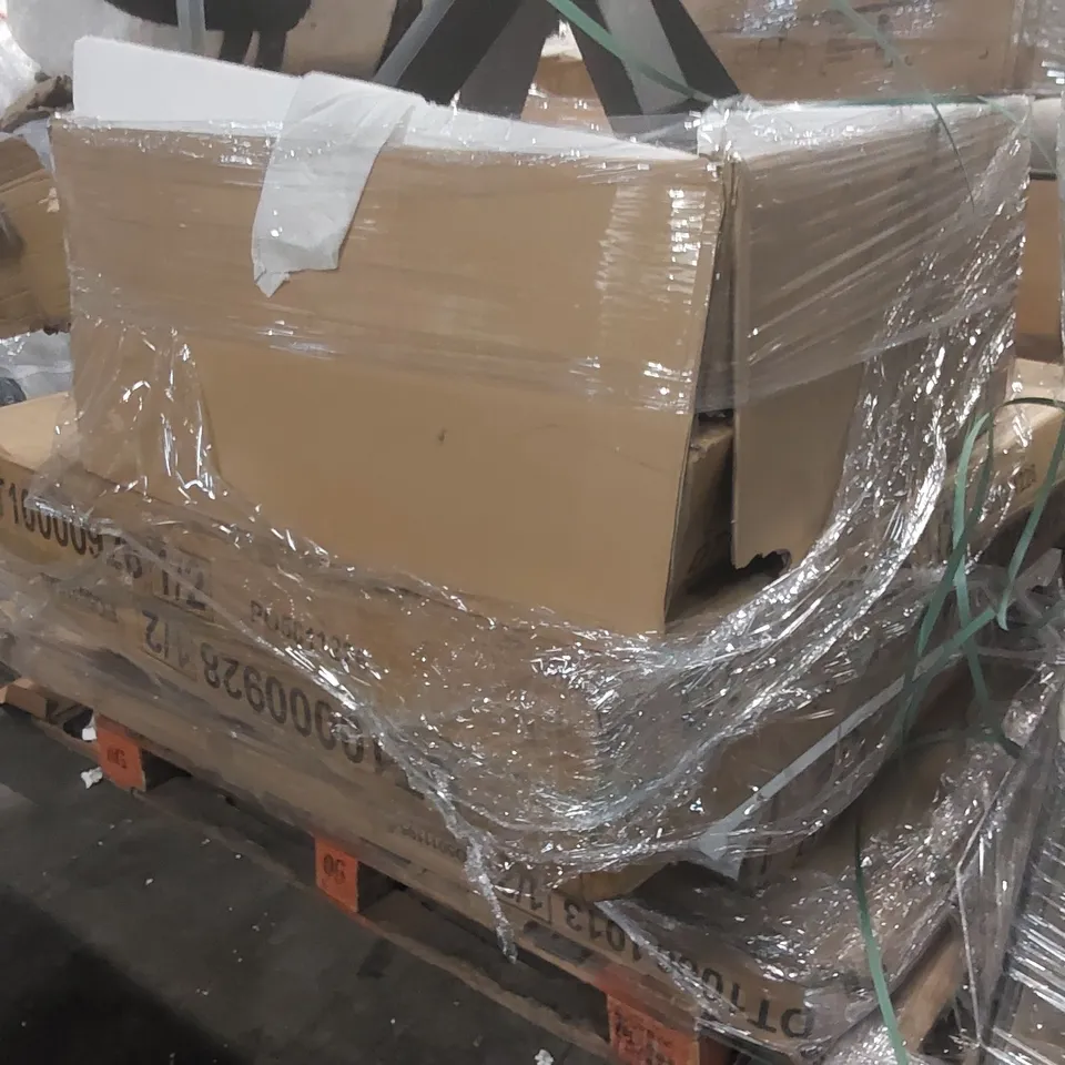 PALLET CONTAINING A LARGE QUANTITY OF DESIGNER FURNITURE PARTS