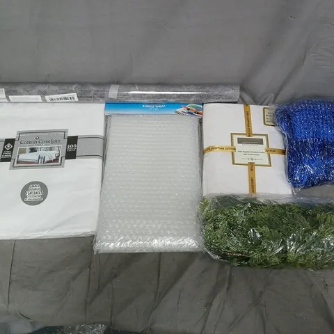 APPROXIMATELY 15 ASSORTED HOUSEHOLD PRODUCTS TO INCLUDE SMALL DOUBLE FLAT SHEET, FAUX FOLIAGE DECOR, BUBBLE WRAP, ETC - COLLECTION ONLY