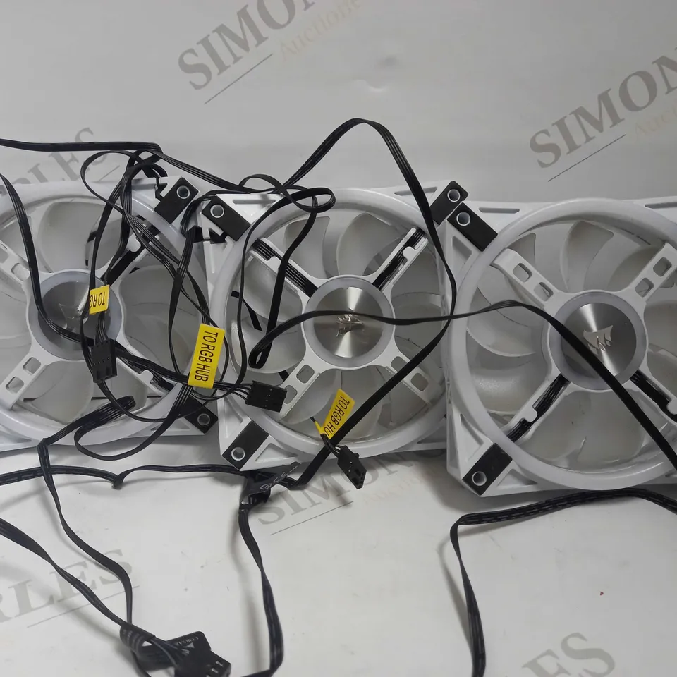 CORSAIR ICUE QL120 RGB LED PWM FANS TRIPLE PACK