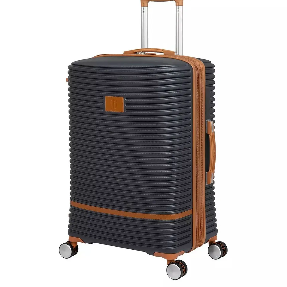 IT LUGGAGE REPLICATING MEDIUM CHARCOAL EXPANDABLE SUITCASE SET