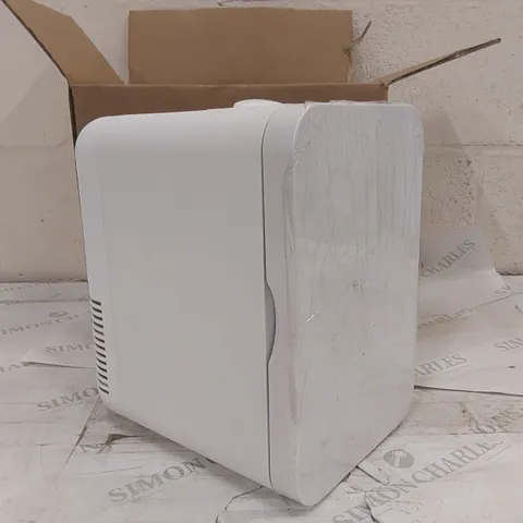 BOXED COOLER BOX MINI REFRIGERATOR 