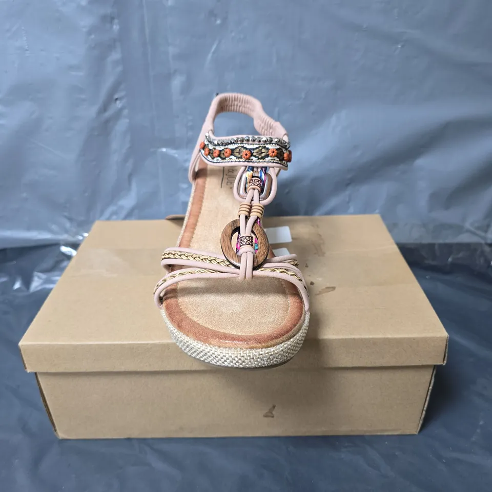 JO AND JOE TRINIDAD WEDGE SANDALS - PINK - SIZE 7