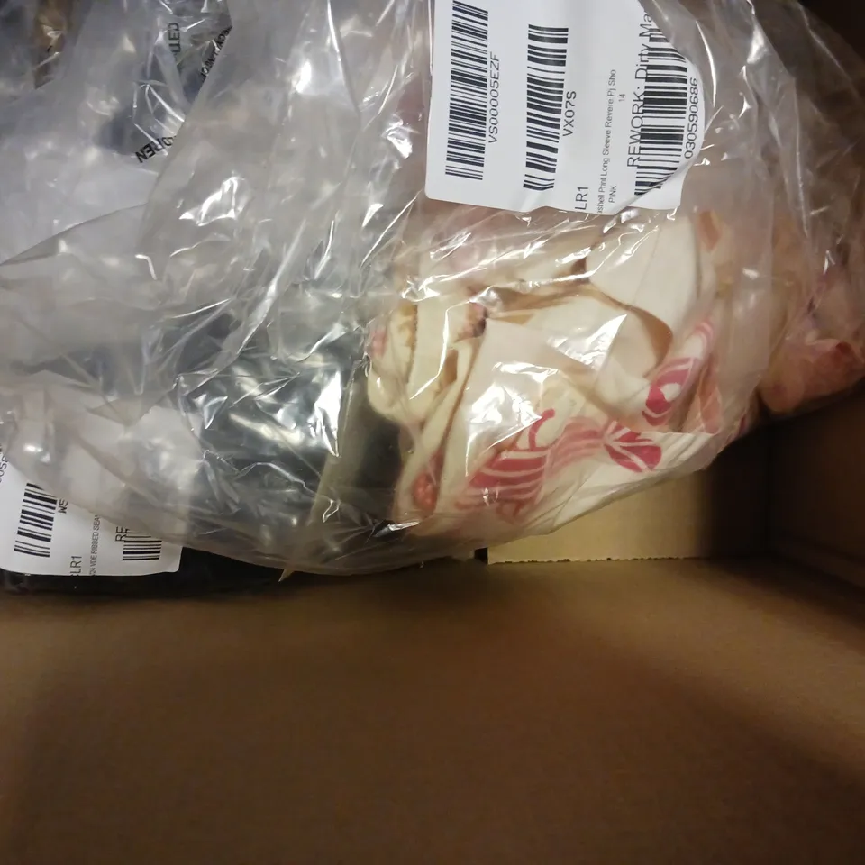 BOX OF APPROXIMATELY 5 ASSORTED ITEMS TO INCLUDE - HABITAT ELECTRIC DIFFUSER , PERSONALISED JEWLERY BOX , KIDS BOOTS ETC