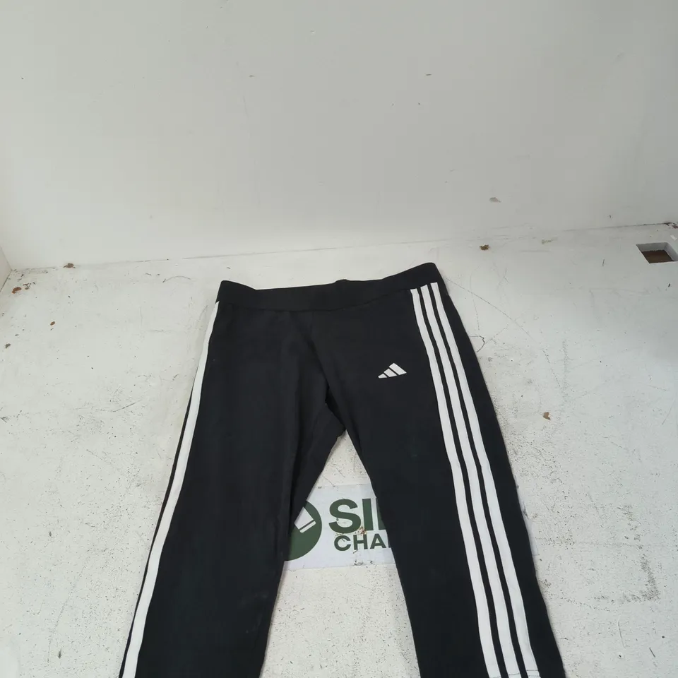 ADIDAS BLACK TIGHT-FIT TRACK PANTS – XL (UK 20-22)