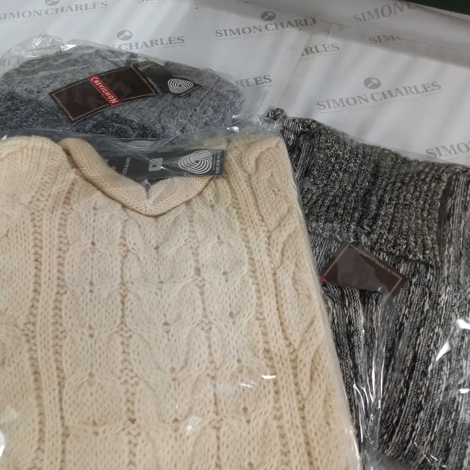 LOT OF 5 ASSORTED KNITWEAR CLOTHING ITEMS - VARIOUS SIZES