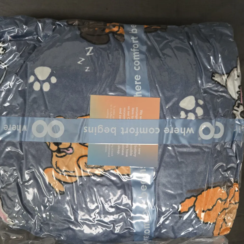 SEALED OODIE OVERSIZED HOODED BLANKET - DOG PRINT