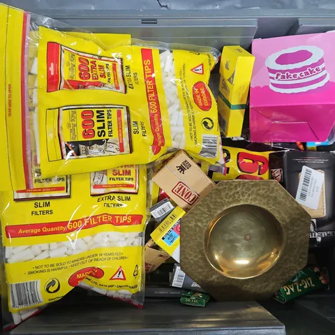 BOX OF ASSORTED SMOKING ACCESSORIES 