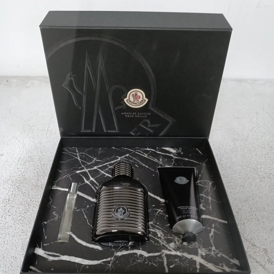MONCLER SUNRISE POUR HOMME GIFT SET