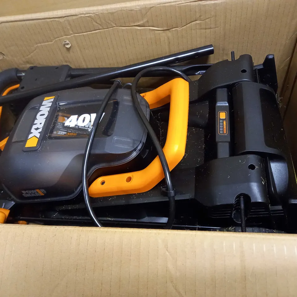 WORX 34CM CORDLESS LAWNMOWER
