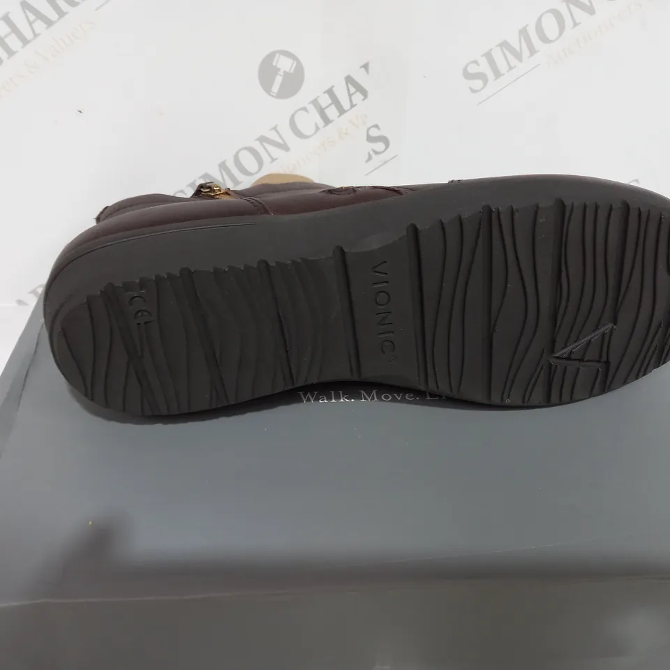 VIONIC LOIS BROWN ANKLE BOOTS - UK SIZE 6