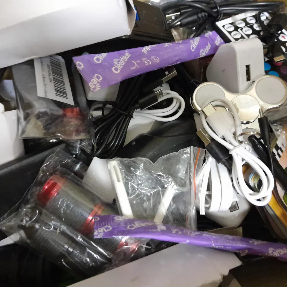 APPROXIMATELY 50 ASSORTED PRODUCTS TO INCLUDE LIGHT BULBS, WIRED EARPHONES, WIRELESS EARPHONE CASES