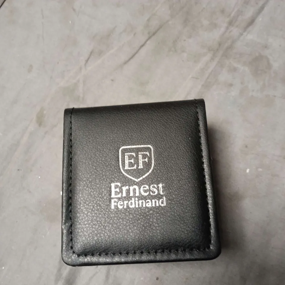 ERNEST FERDINAND QUARTZ WRISTWATCH – ROSE GOLD TONE CASE, ROMAN NUMERALS, BLACK LEATHER STRAP (BOXED)