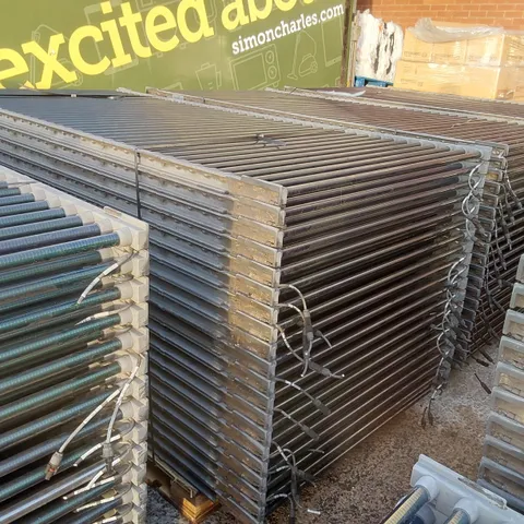 PALLET CONTAINING A LARGE QUANTITY OF SOLYNDRA 200W SOLAR PANELS