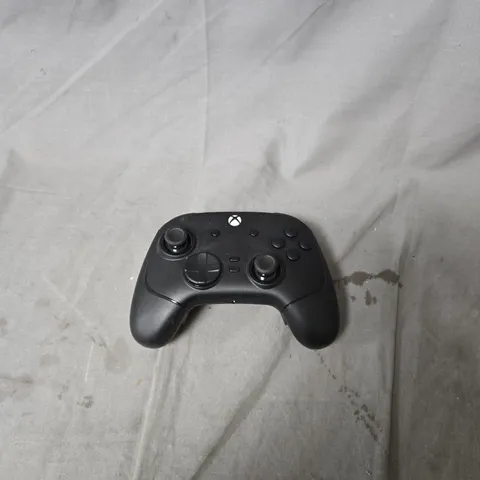 XBOX WIRELESS CONTROLLER – BLACK 