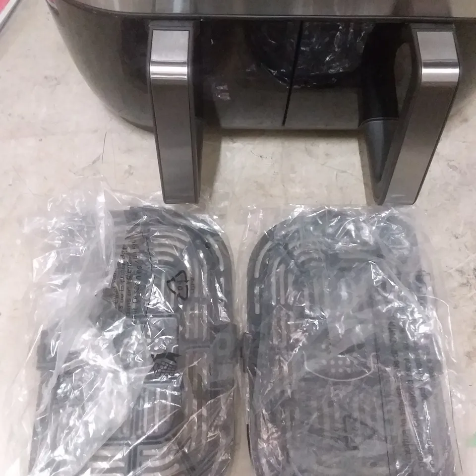 BOXED INSTANT VORTEX 8 IN 1 DUAL AIR FRYER 7.6L 
