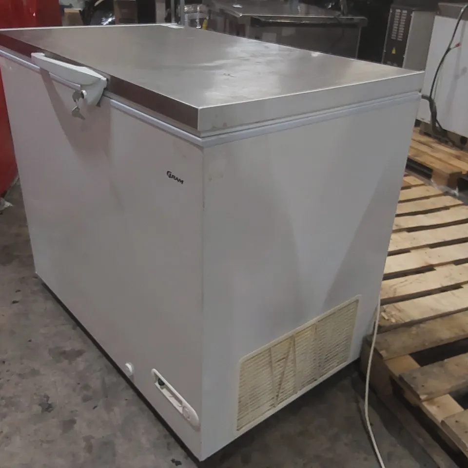 GRAM EL35 CHEST FREEZER WITH S/S LID