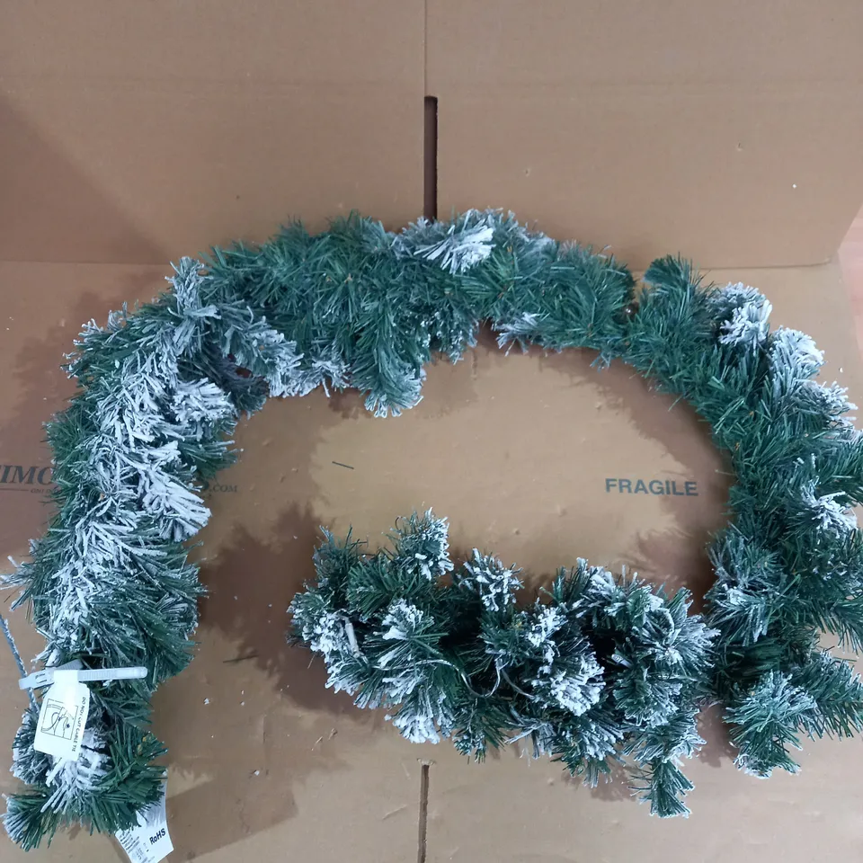 6FT PRE LIT EMPEROR FLOCKED GARLAND RRP £44.99
