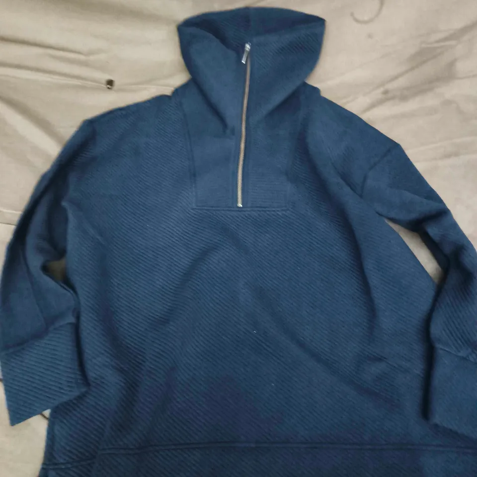 SWEATY BETTY RADIANT HALF ZIP SWEATSHIRT IN NAVY - LARGE