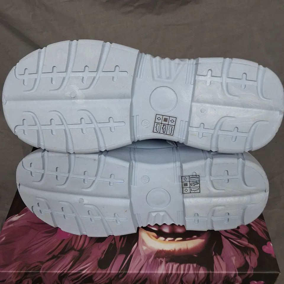 BOXED KOI FANCIFUL FREDDO BEAR RUFFLE TRAINERS IN BABY BLUE - UK 5