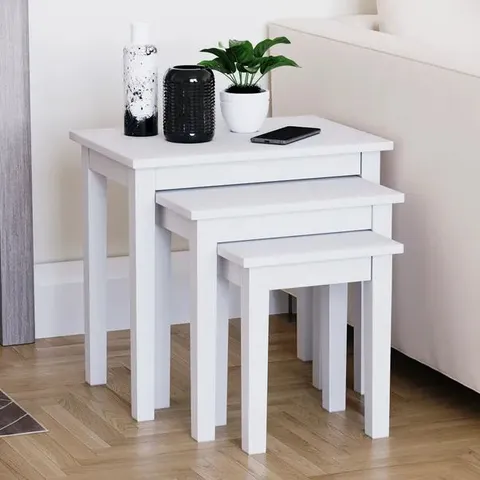 BOXED YORKSHIRE NEST OF 3 TABLES - WHITE (1 BOX)