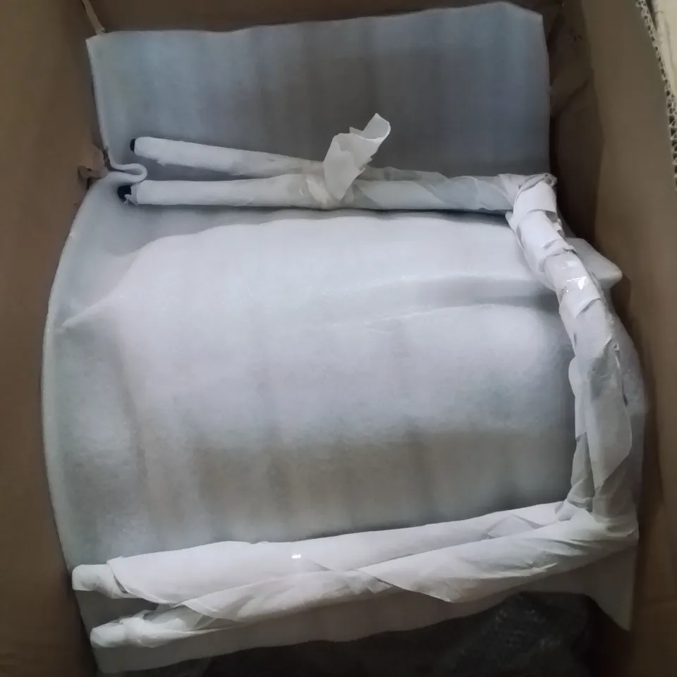 BOXED PAIR OF DESIGNER DINING CHAIRS IN GREY