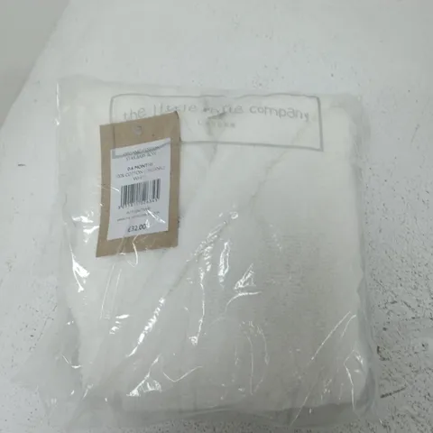 BAGGED THE WHITE COMPANY ORGANIC COTTON STAR BABY ROBE IN WHITE (0-6 MONTHS)