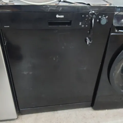 SWAN SDW2025B FULL SIZE UNDER COUNTER DISH WASHER