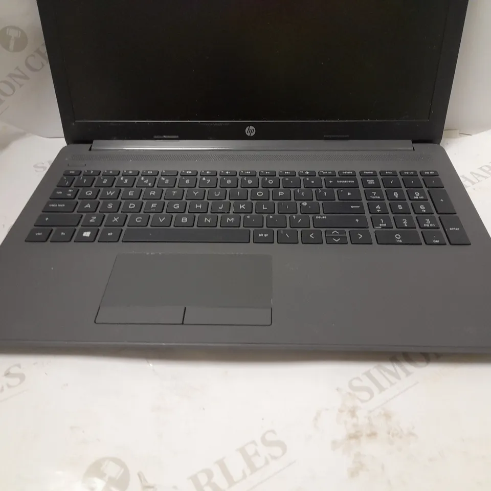HP 255 G7 AMD RYZEN 3, 15.6", 8GB RAM, 256GB SSD, WINDOWS 10, NOTEBOOK - BLACK