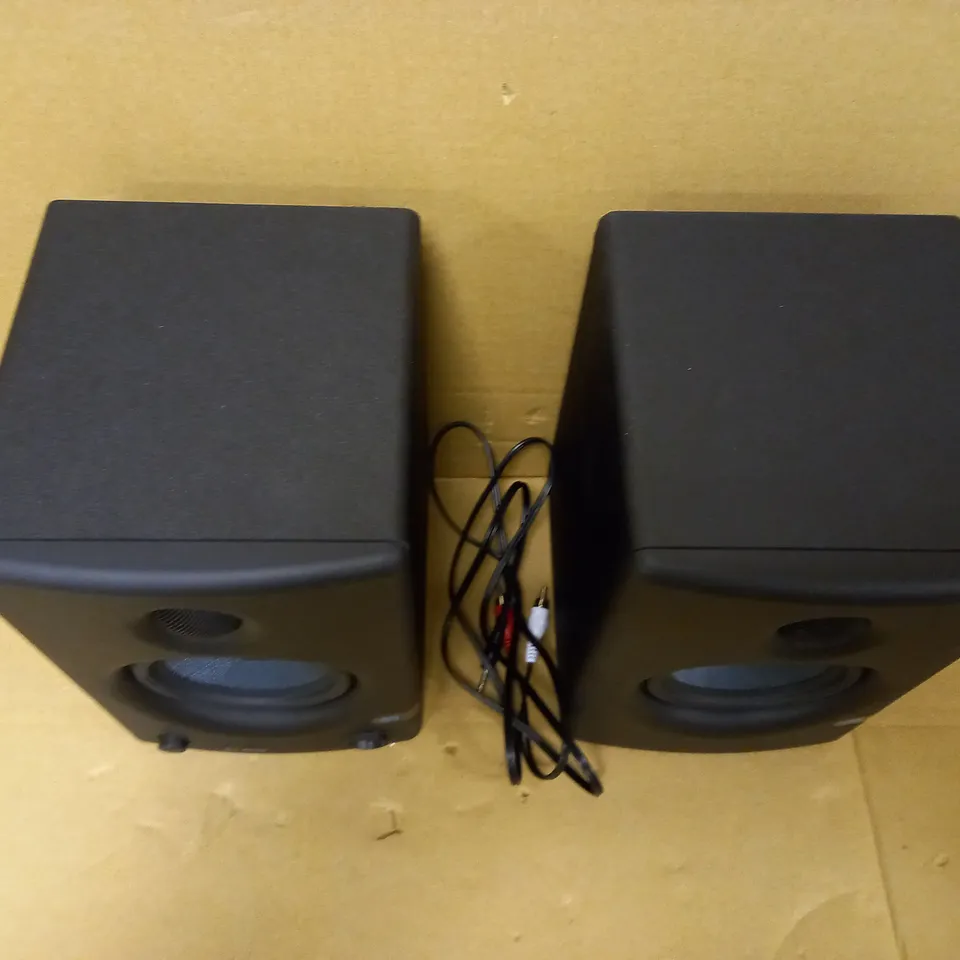 PRESONUS ERIS E4.5 HIGH DEFINITION 2 WAY ACTIVE STUDIO MONITOR 