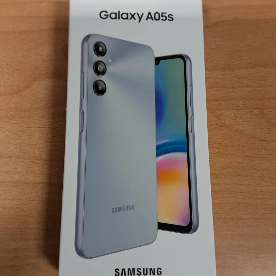 BOXED SAMSUNG GALAXY A05S 4GB/64GB IN SILVER - SM-A057F