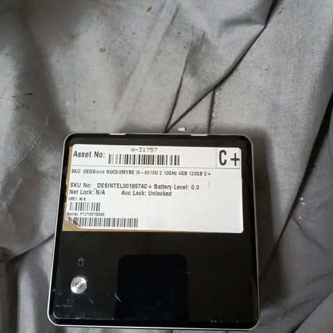 INTEL NUC5I3MYBE MINI PC – 4GB RAM, 120GB SSD, WINDOWS PRO STICKER