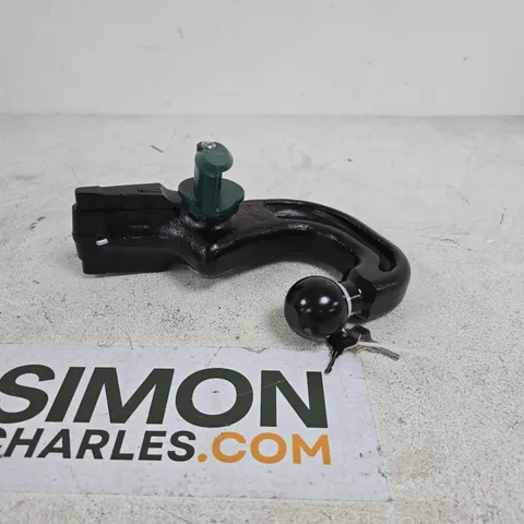 TOW HOOK DETACHABLE TOW BAR UNBOXED WITH KEYS