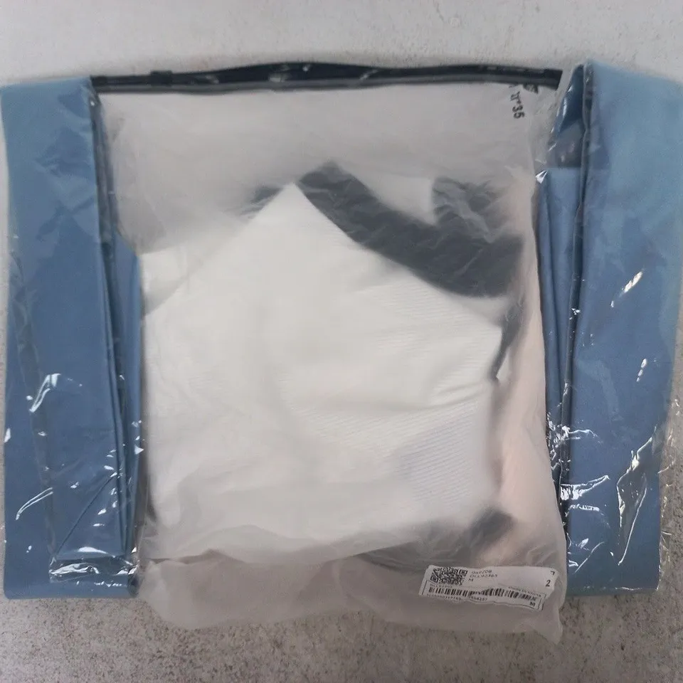 APPROXIMATELY 20 ASSORTED CLOTHING AND FASHION PRODUCTS IN VARIOUS STYLES AND SIZES - COLLECTION ONLY