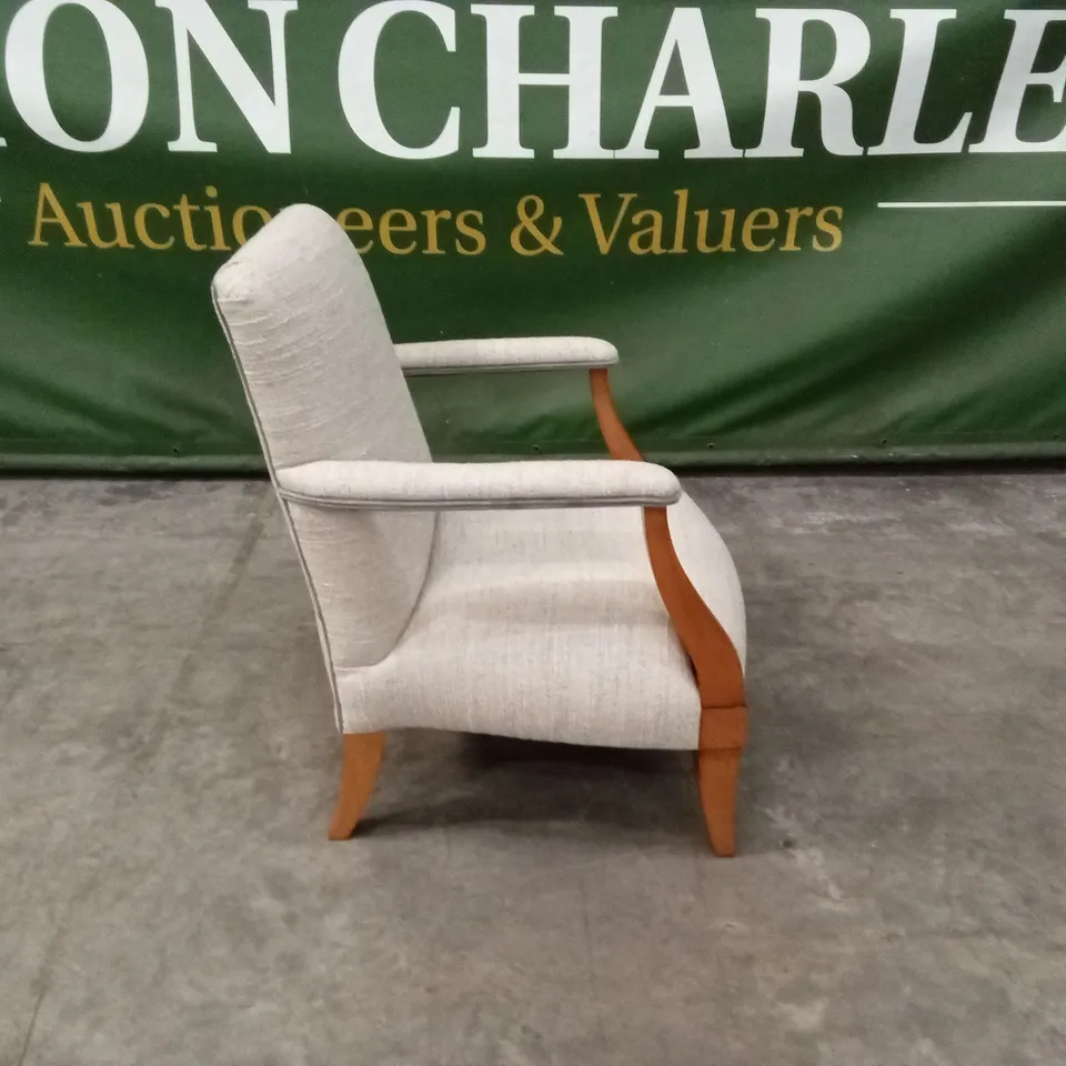 QUALITY HIGH-END DESIGNER FABRIC ACCENT CHAIR