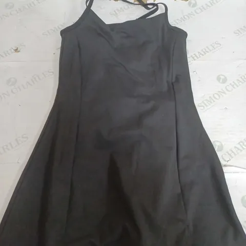 H&M MOVE DRY MOVE TENNIS DRESS - XS