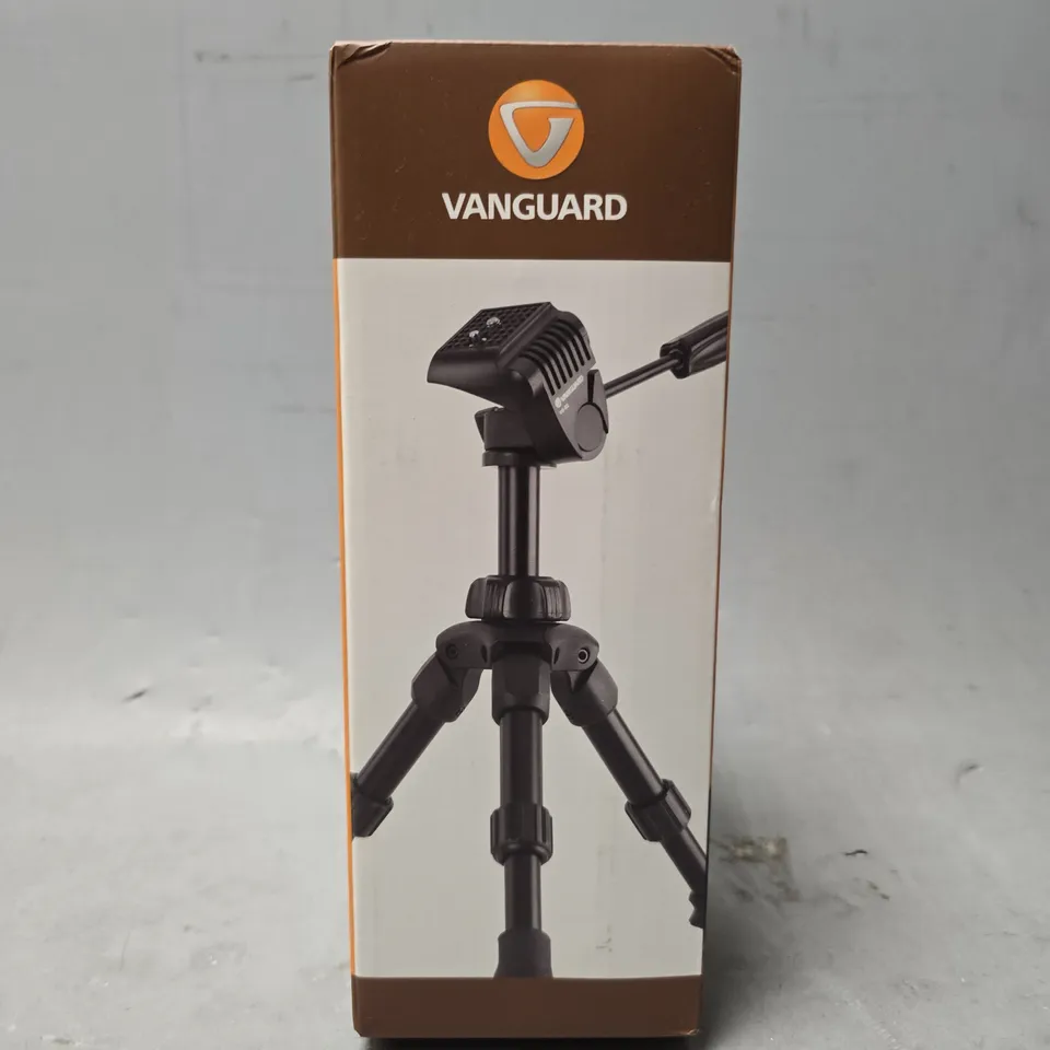 BOXED VANGUARD TRIPOD 
