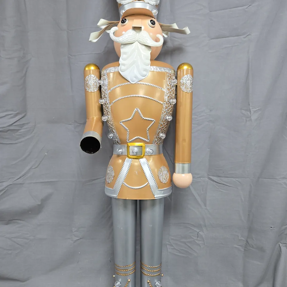 INLIT GIANT NUTCRACKER GOLD/SILVER - COLLECTION ONLY 