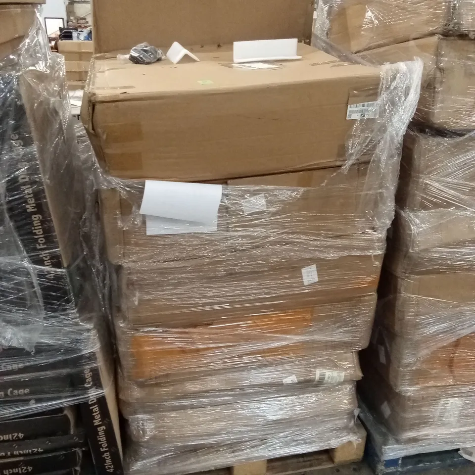 PALLET TO CONTAIN A LARGE QUANTITY OF FOLDABLE BEDS