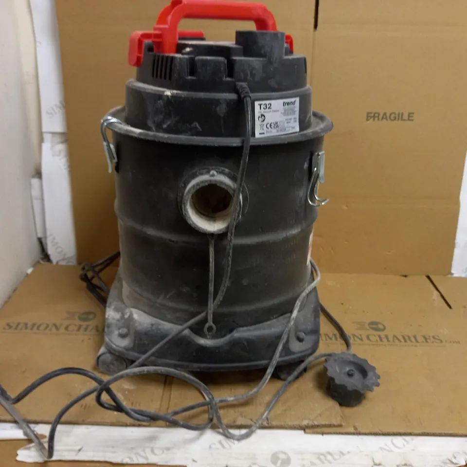 TREND T32 CLASS M DUST EXTRACTOR