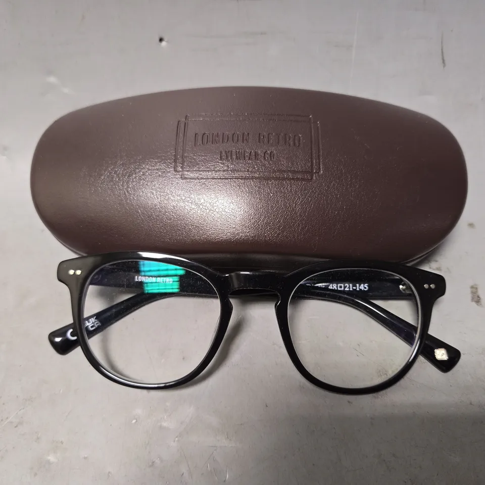 LONDON RETRO CLASSIC BLACK EYEWEAR GLASSES