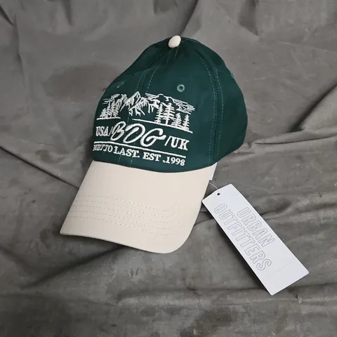 BDG CAP IN GREEN MULTI ONE SIZE