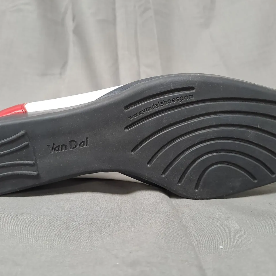 BOXED PAIR OF VAN DAL JAMAICA SHOES IN RED/WHITE/NAVY SIZE 5