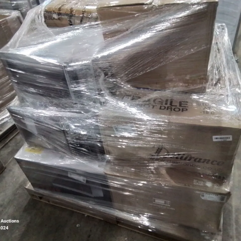 PALLET OF APPROXIMATELY 11 UNPROCESSED RAW RETURN MICROWAVES AND MINI OVENS TO INCLUDE;