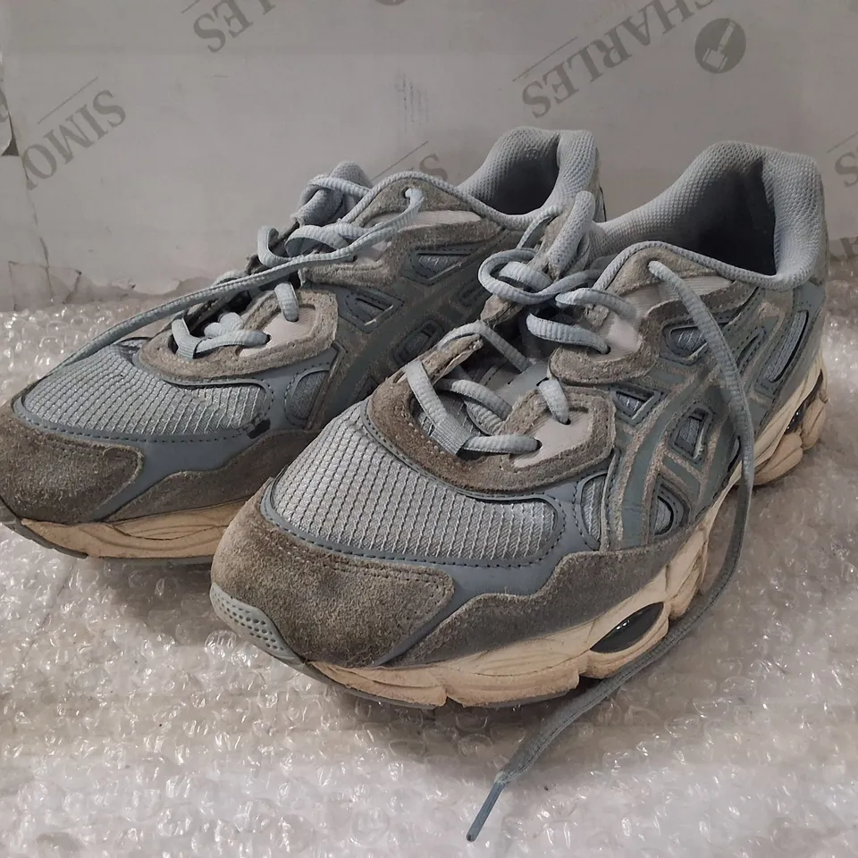 ASICS TRAINERS – GREY/BLUE, UK 9 (US 10; EU 44) – MEN'S