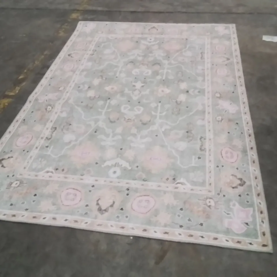 QUALITY DESIGNER AREA RUG - APPROXIMATELY 220X150CM