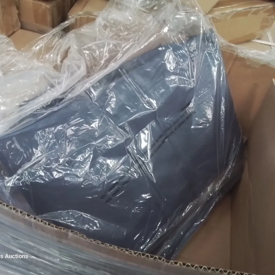 PALLET OF APPROXIMATELY 36 BOXED ITEMS