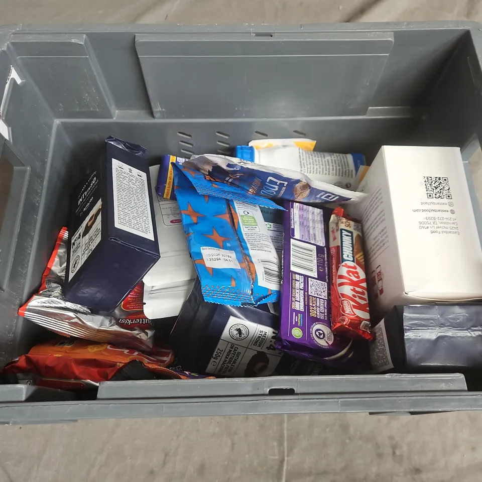 TOTE OF APPROXIMATELY 11 ASSORTED FOOD AND DRINK ITEMS TO INCLUDE KIT KAT CHUNKY , AMAZON GROUND COFFEE , , ETC