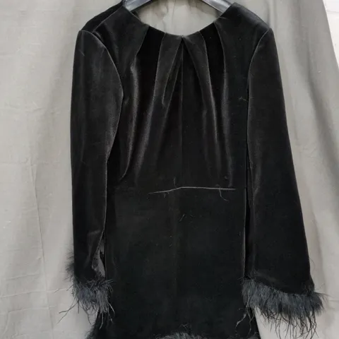 RIVER ISLAND VELVET DRESS WITH FEATHER STYLE HEMS SIZE 8