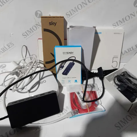 APPROXIMATELY 20 ASSORTED ELECTRICALS ITEMS TO INCLUDE ANKER USB-C HUB, POWER CABLES, USB DOCK, ETC