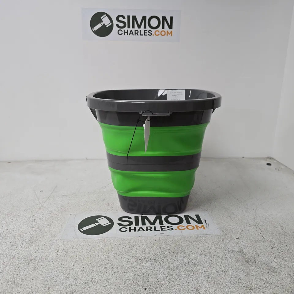 PALLET CONTAINING A LARGE AMOUNT OF ASSORTED ITEMS TO INCLUDE SFIXX RECHARGEABLE CORDLESS PRESSURISED BUCKET W/ HOSE ETC